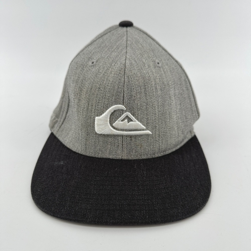 Quiksilver Stuckles Grey Flexfit Hat Size S M Black Curved Bill Cap Embroidered